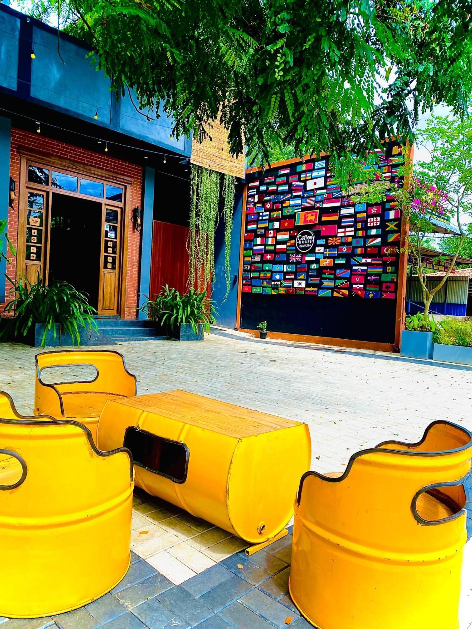 Hotel Coffee House Dambulla Exterior foto
