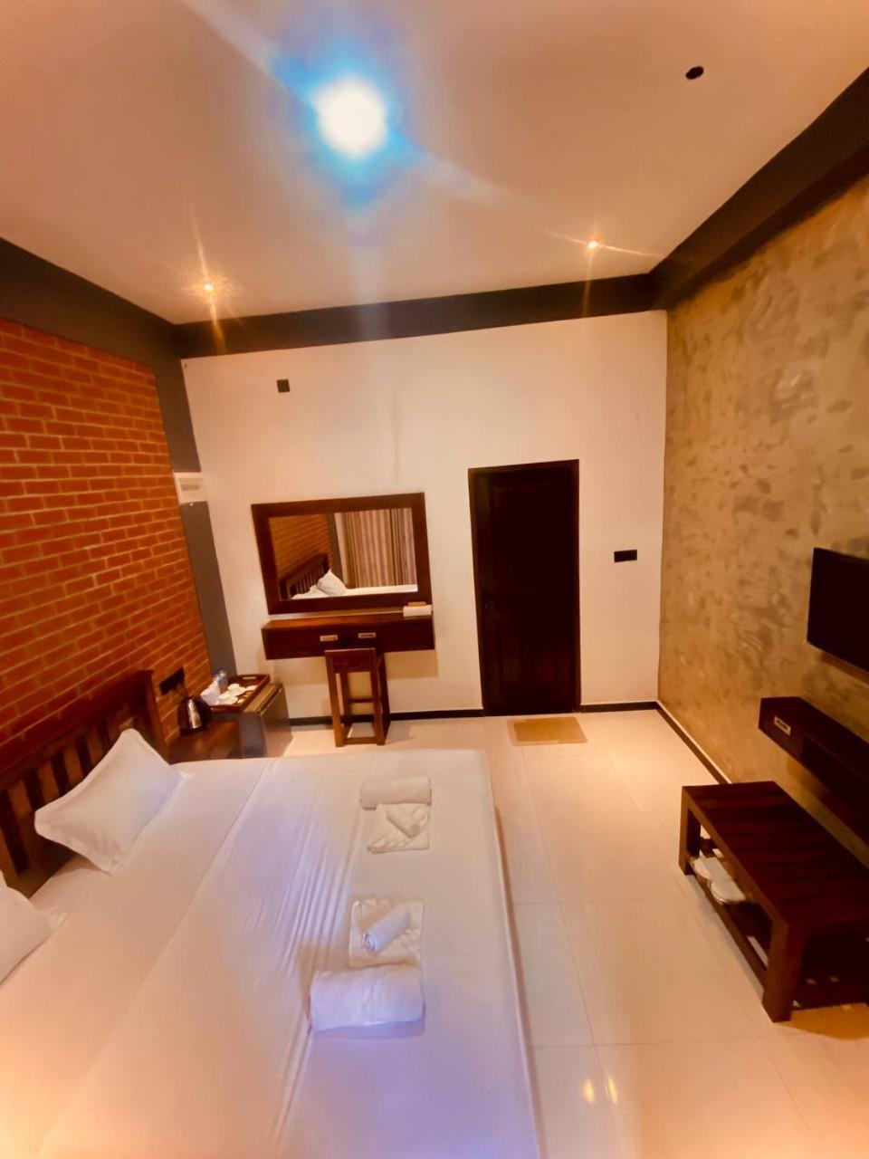 Hotel Coffee House Dambulla Exterior foto